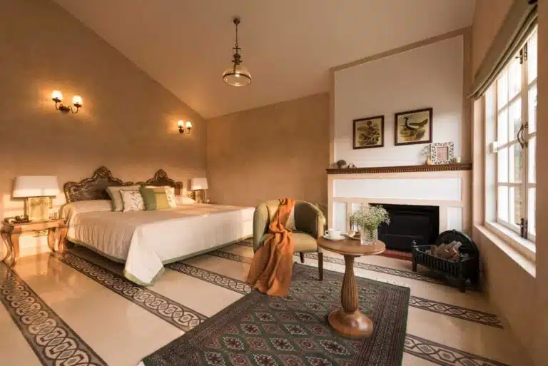 Albany Cottage - Buy Villas in Conoor - Romantic Bedroom