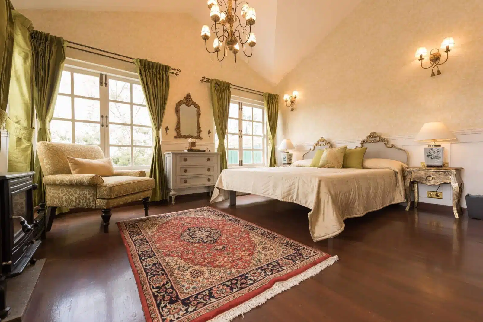 Albany Cottage - Bungalows in Conoor for Sale - Stylish Bedroom