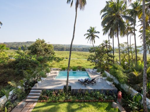 Villa Loto Bianco - Private Pool Villa in North Goa