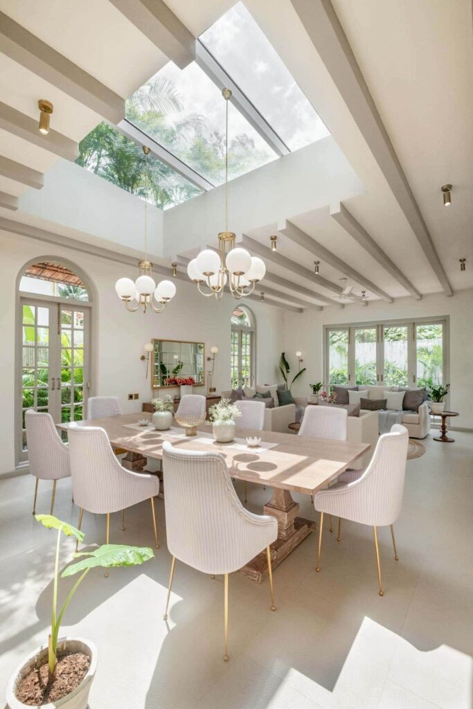Castello Villa III - Luxury Villas in Goa with Private Pool - Beautiful Dining Area