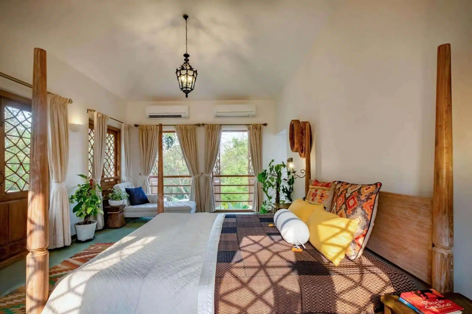 Fonteira Villa E - Villas for Sale in North Goa - Elegant Bedroom View