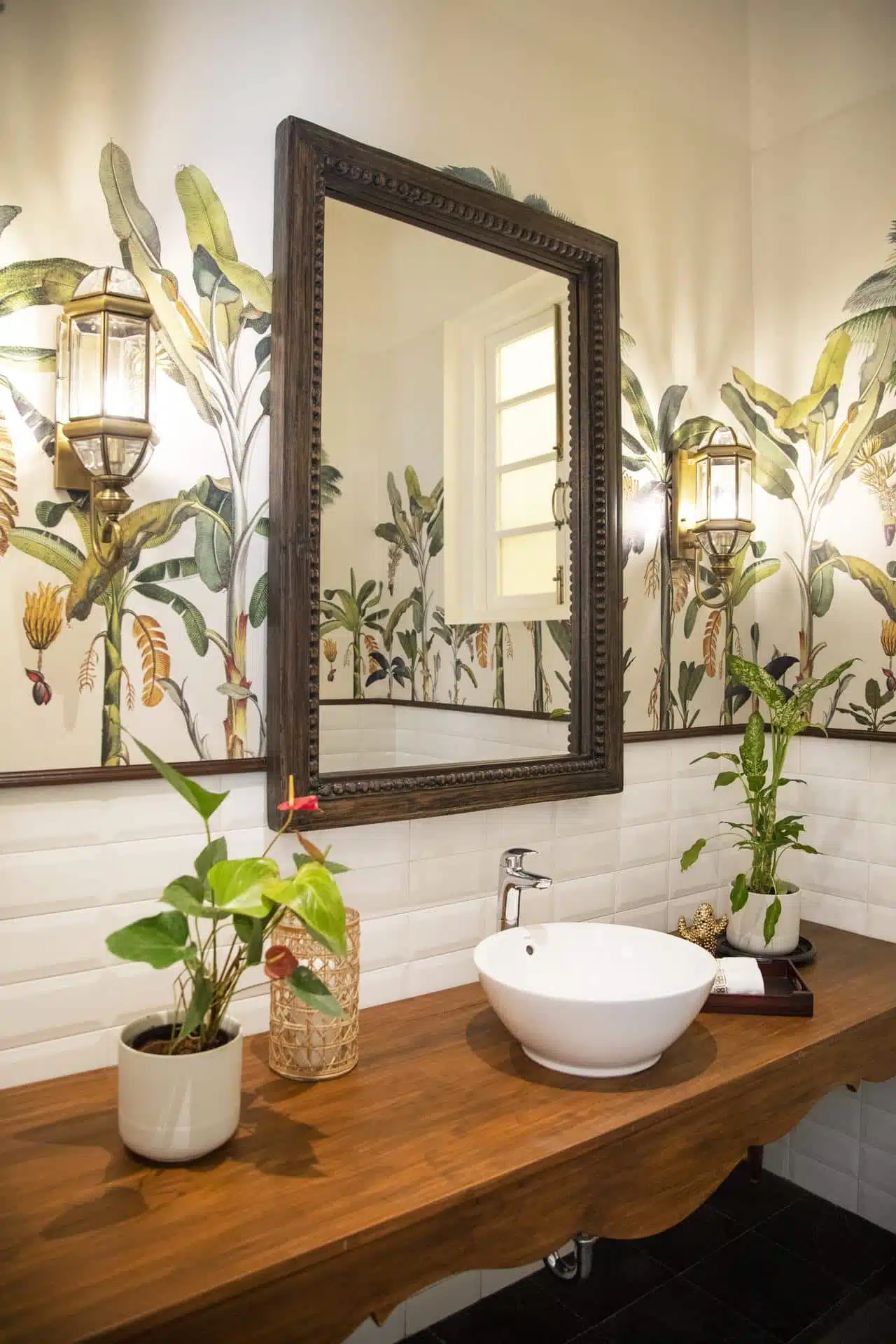 Colina Vaddo E - Luxury Villa in North Goa - Beautiful Wash Basin