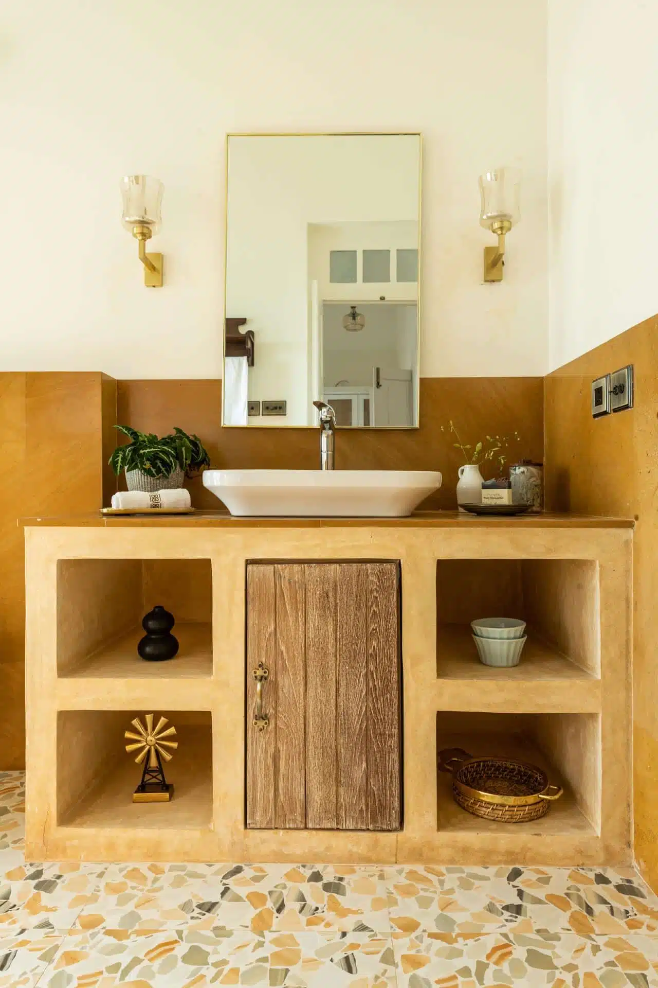 Colina Vaddo H - Goa Villas with Private Pool for Sale - Cosy Wash Basin