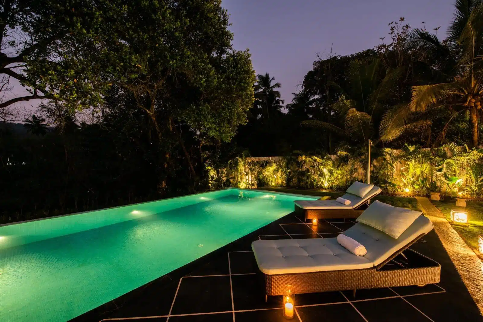 Fairview Estate - Bungalow for Sale in Goa Near Beach - Stunning Pool View