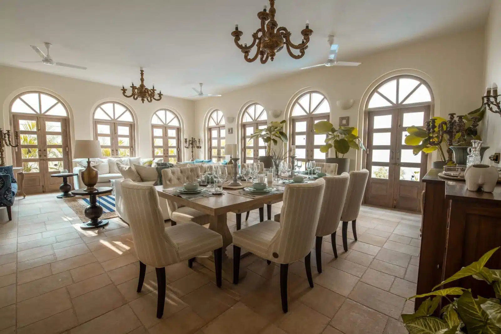 Fonteira Villa C - Villas for Sale in Goa - Cosy Dining Area