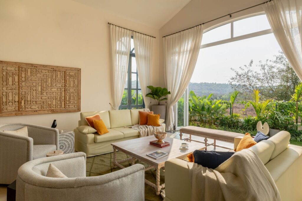 The Benefits of Owning a Luxury Home: Asset, Income and Family Legacy