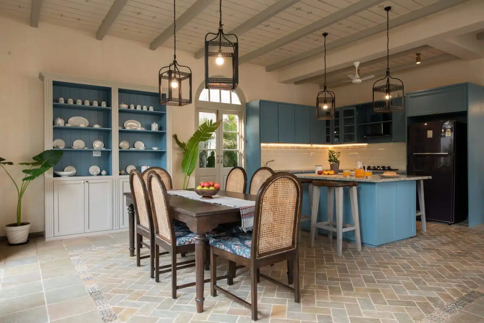 Monforte A - Best Villas in North Goa - Stunning Dining Area