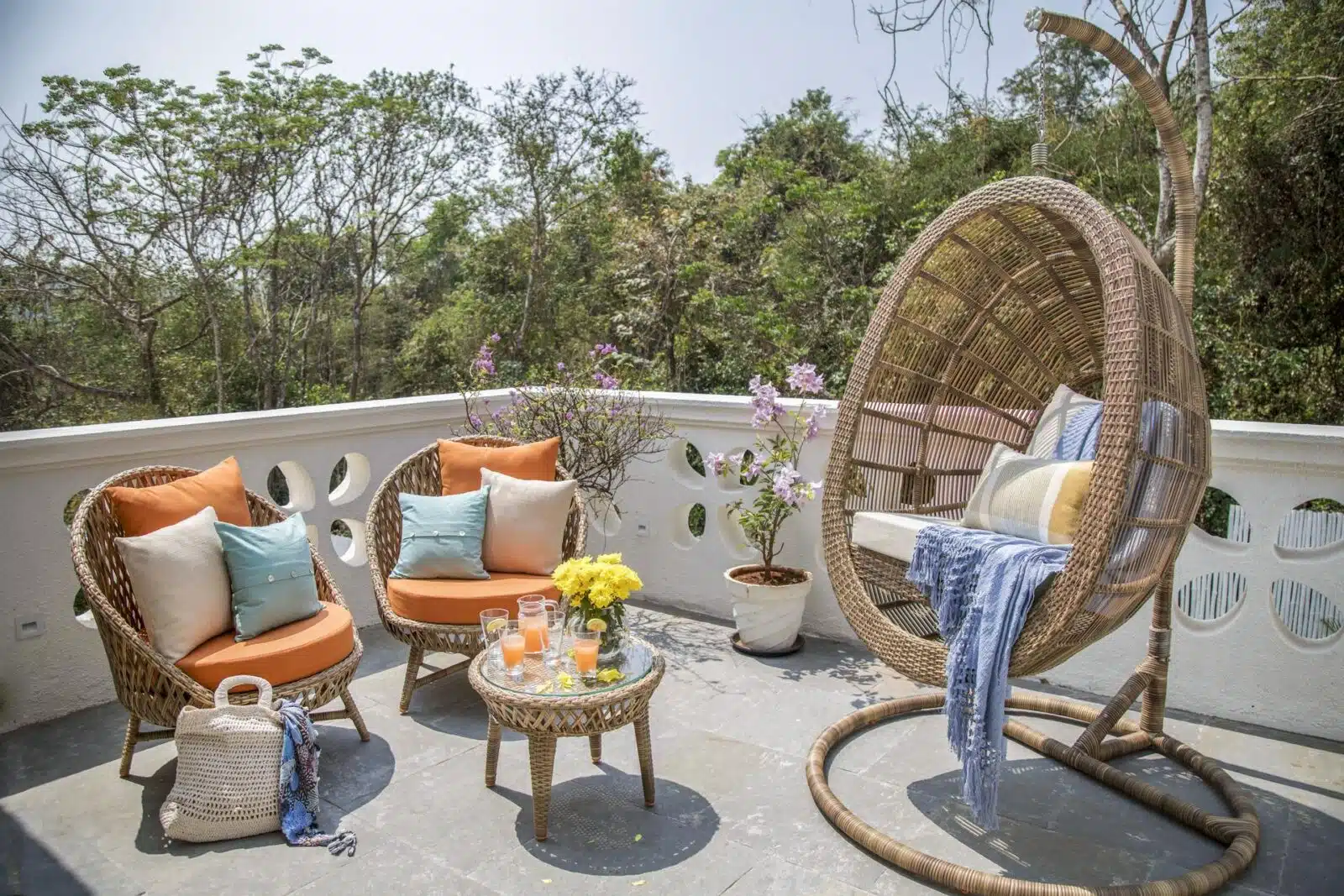 Monforte D - Bungalow for Sale in Goa Near Beach - Beautiful Swing