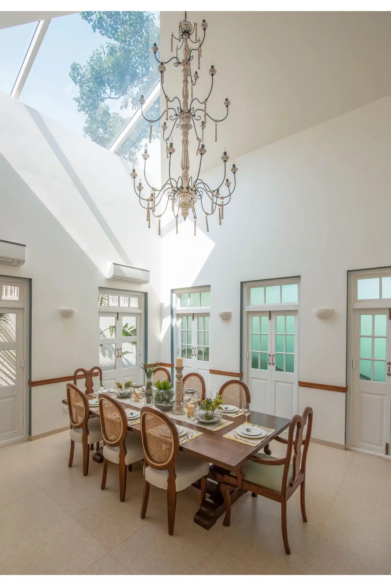 Monforte D - Best Villas in North Goa - Stunning Dining Area