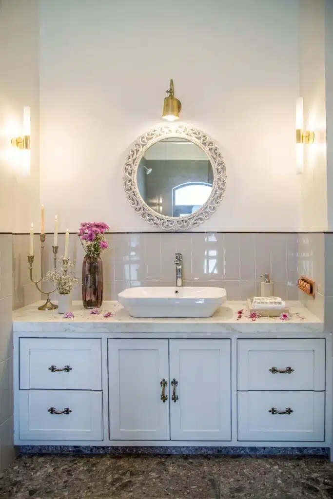 Monforte Villa E - Villas in North Goa - Mirror Monforte Villa E North Goa Beautiful Mirror
