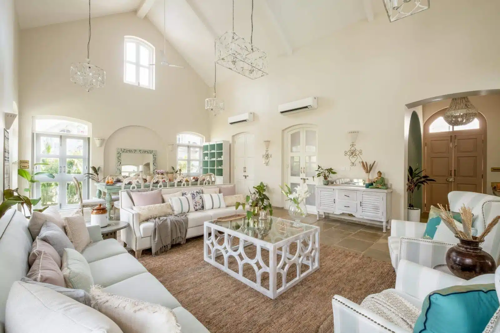 Silvio D - Bungalows in Goa for Sale - Elegant Living Room