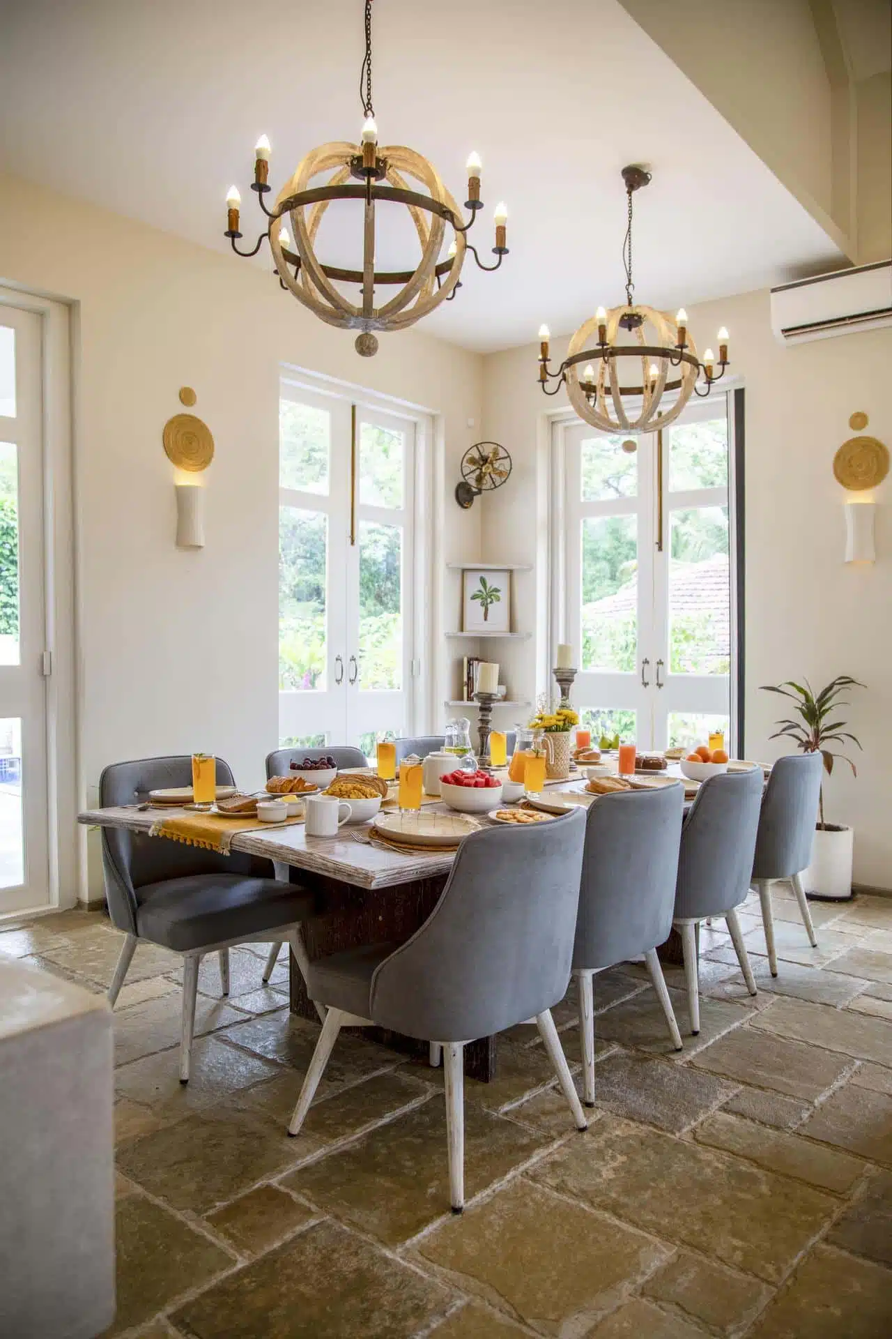 Silvio E - Best Villas in North Goa - Stunning Dining Area
