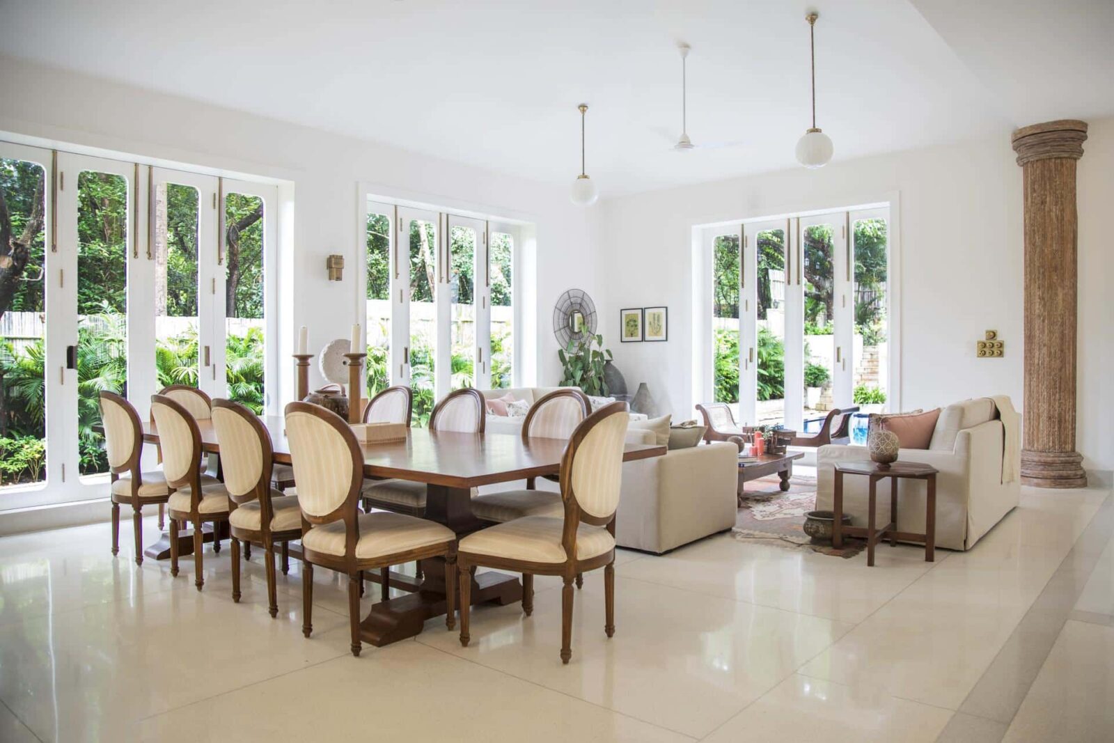 Villa Bella Piante - Best Villas in North Goa - Stunning Dining Area