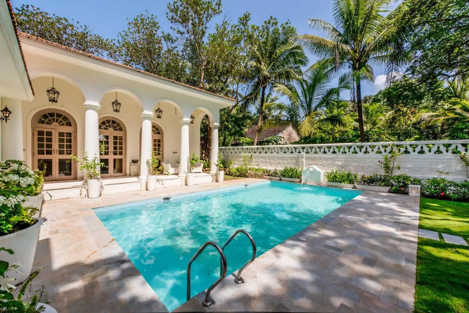 Villa Evora - Best Villas in North Goa - Beautiful Pool Villa