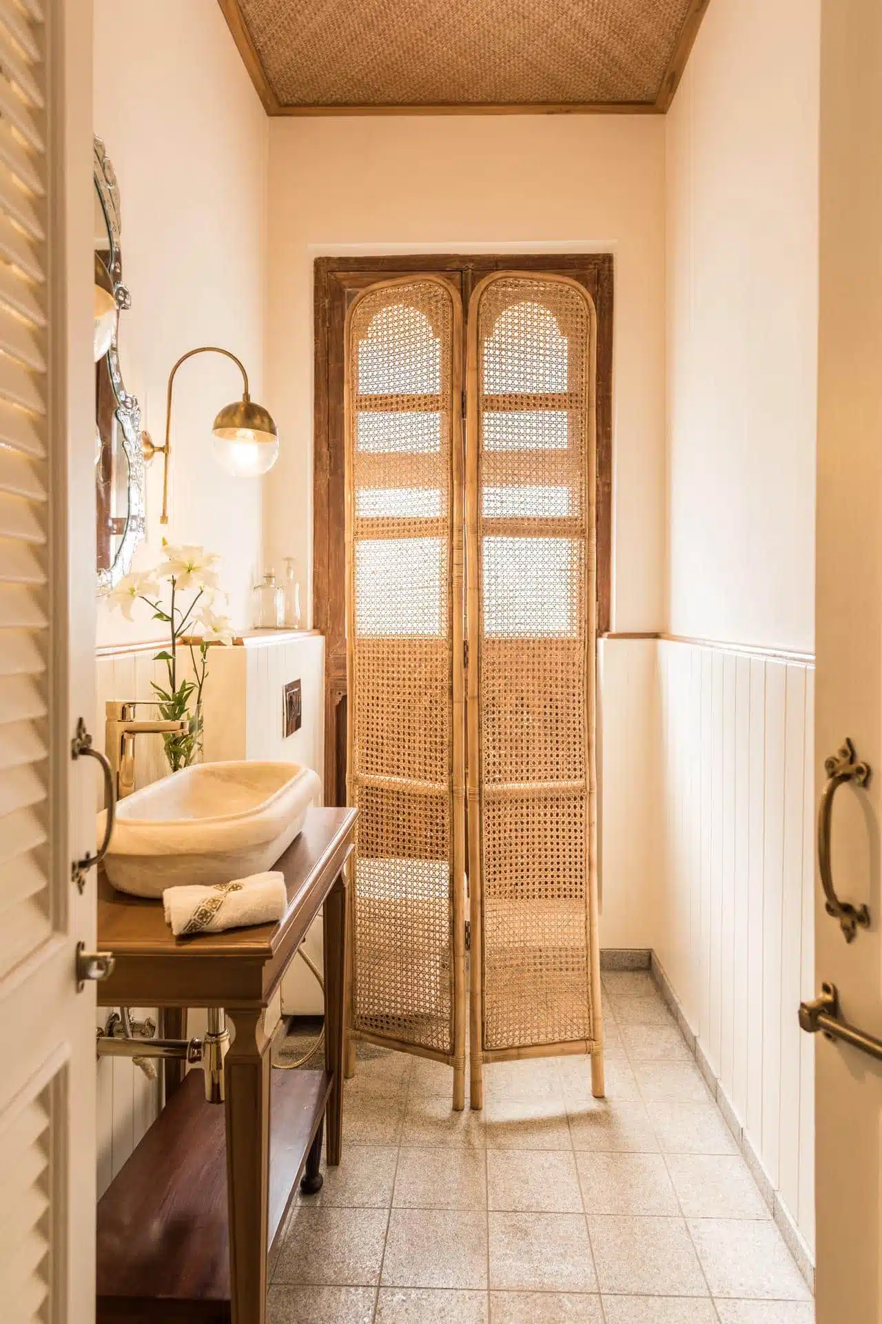 Villa Loto Bianco - Villas for Sale in North Goa - Stunning Wash Basin