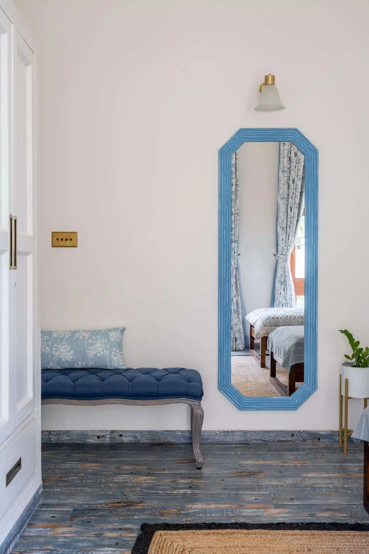 Villa Sobreda - Villas in North Goa - Mirror