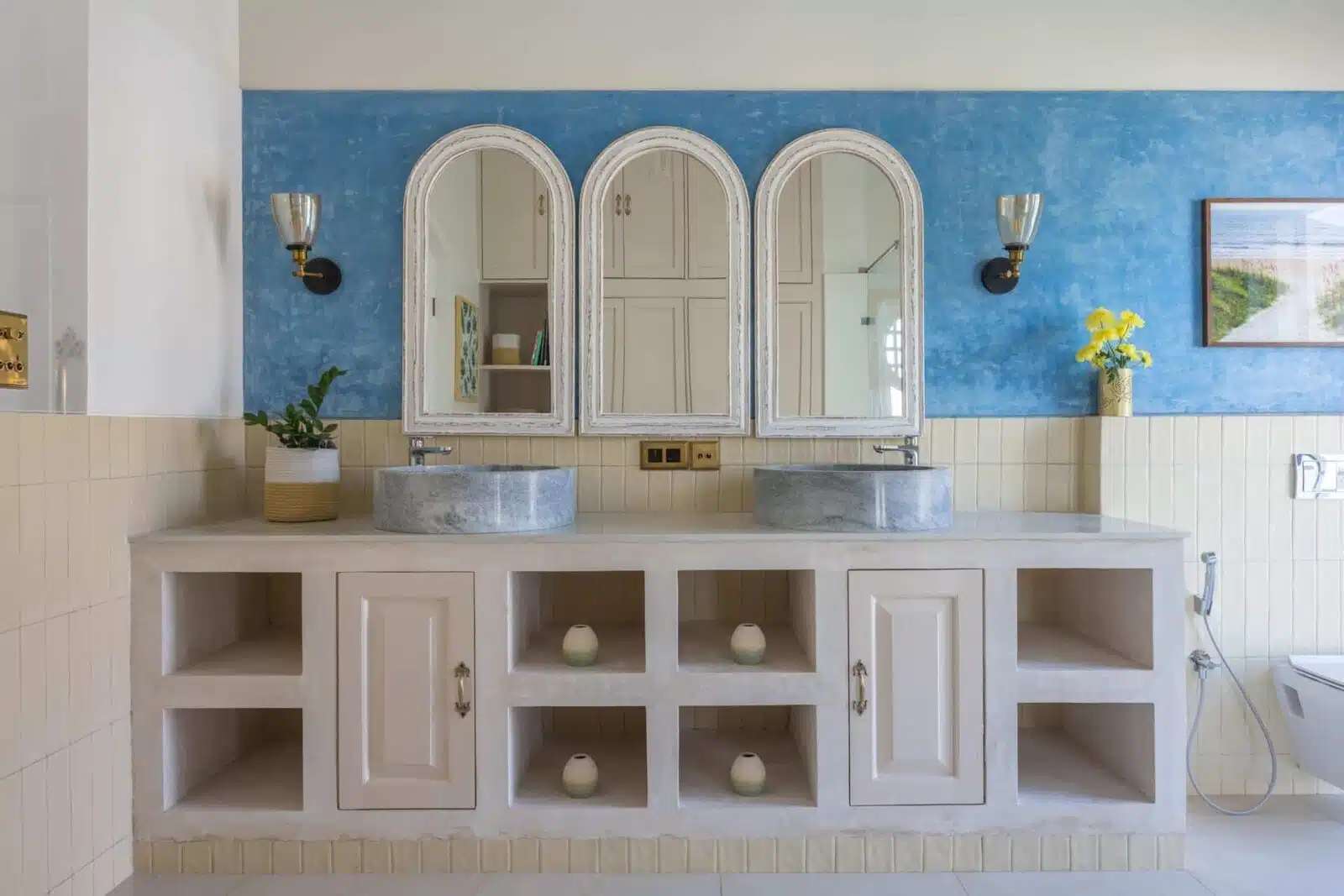 Villa Sobreda - Villas in North Goa - Elegant Wash Basin