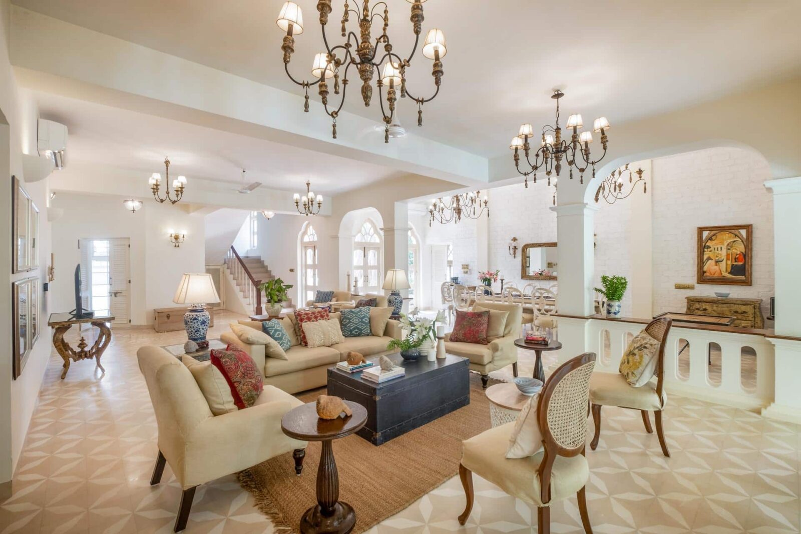 Villa Vivre - Bungalows in Goa for Sale - Elegant Living Room