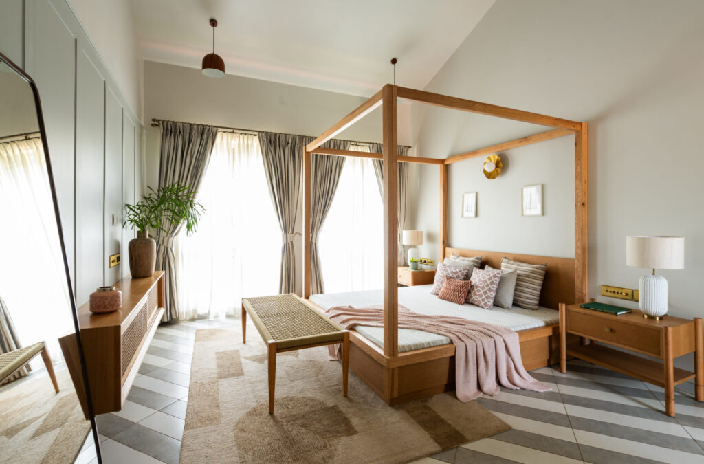 Luxurious Homes - Beautiful Bedroom