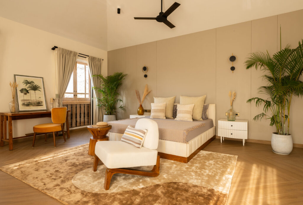 Luxurious Homes - Beautiful Seating Area