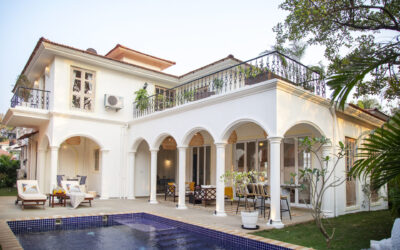 Luxurious Villas - Banner Image