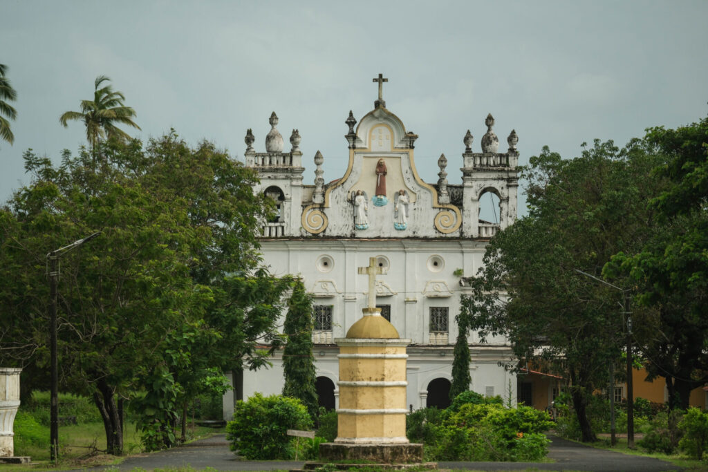 Indo Portuguese Villa - Colvale Church