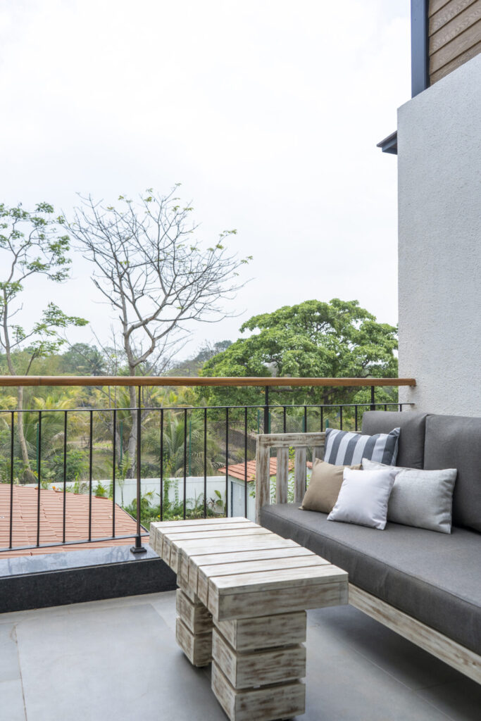 Luxury Villa in Alibaug - Balcony