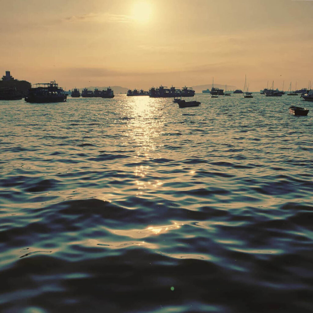 Best Luxury Villa In Alibaug - Beach