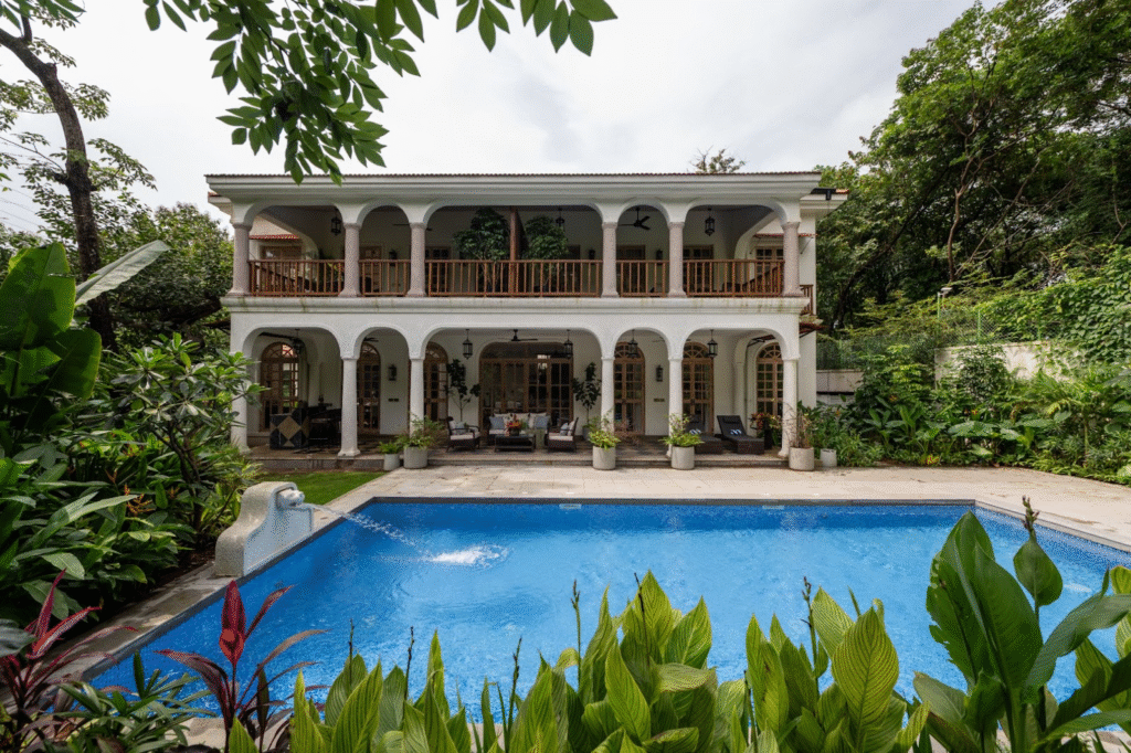 Luxury Villa With Swimming Pool