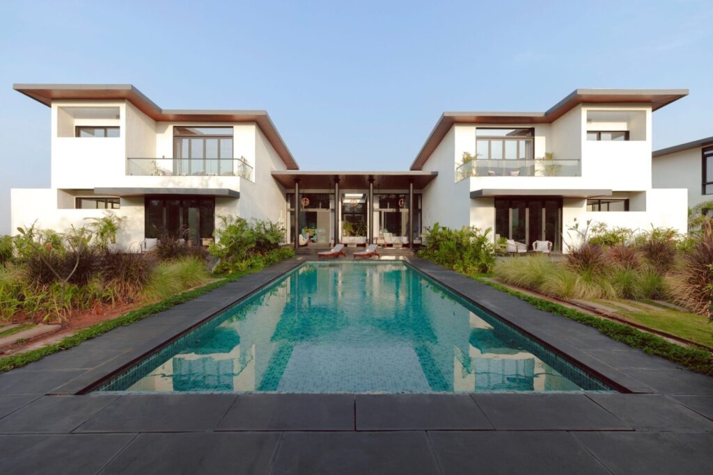 Coast or Hills? Choosing a Second Home in India | Isprava